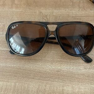 Vintage style  Ray-Ban Brown Sunglasses